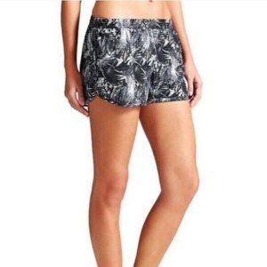 ATHLETA Palm Stellar Shorts Fray Black Pockets 3 Inch Inseam Running, S Small